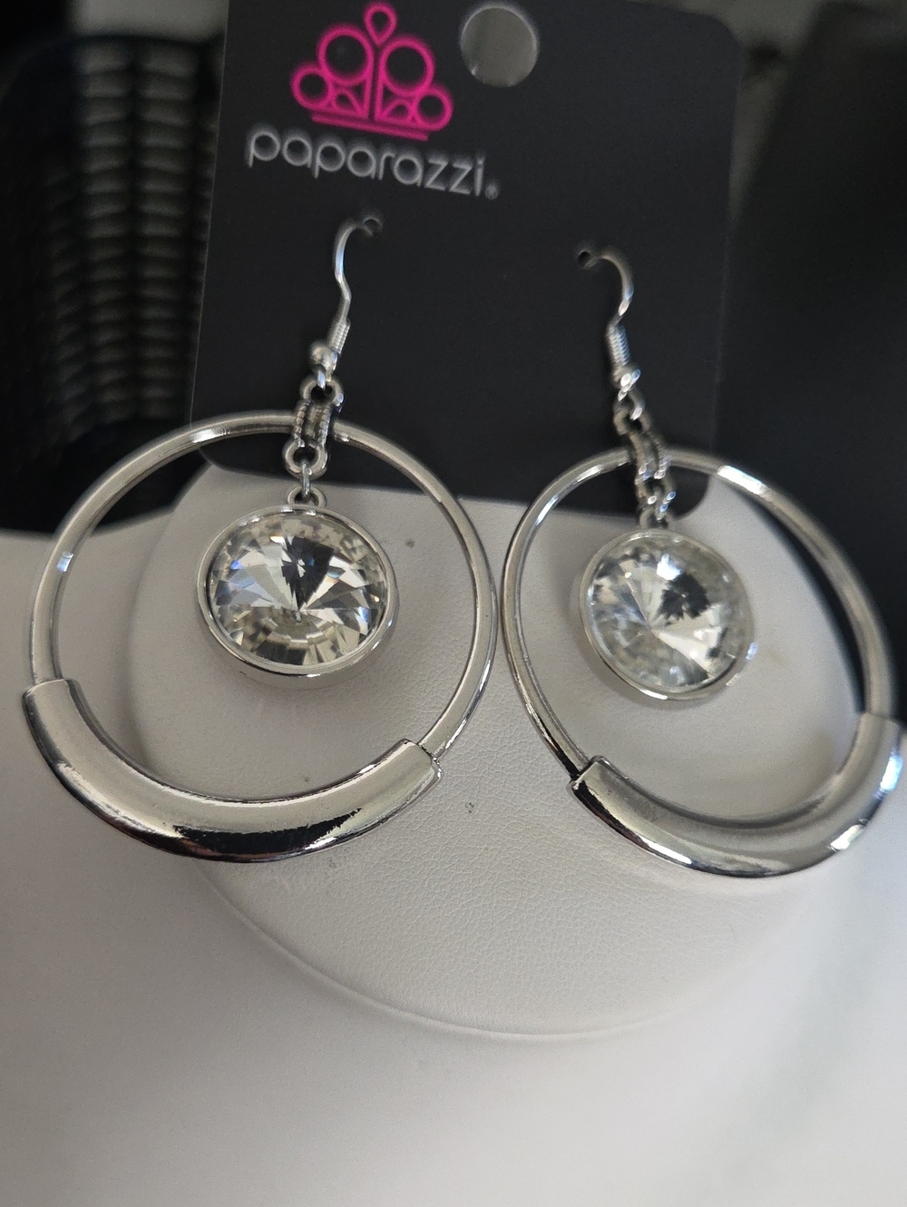 Paparazzi Urban Echo White Earrings NWT